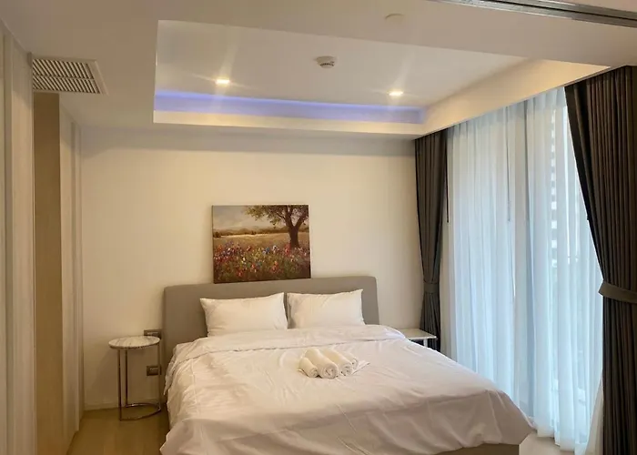 アパート Sukhumvit 11#luxury#pool#gym#bts Nana&mrt Sukhumvit#1br#max2ppl