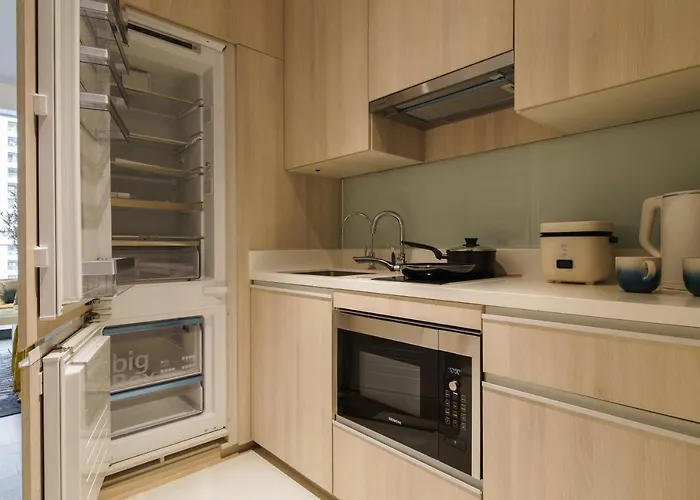 Sukhumvit 11#luxury#pool#gym#bts Nana&mrt Sukhumvit#1br#max2ppl * バンコク都