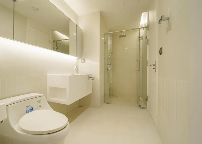 Sukhumvit 11#luxury#pool#gym#bts Nana&mrt Sukhumvit#1br#max2ppl アパート