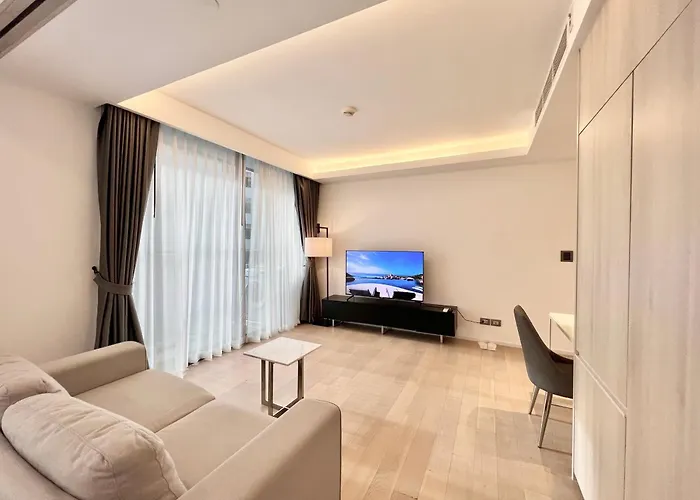 アパート Sukhumvit 11#luxury#pool#gym#bts Nana&mrt Sukhumvit#1br#max2ppl *