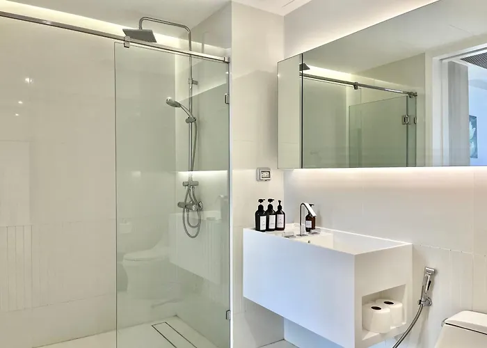 アパート Sukhumvit 11#luxury#pool#gym#bts Nana&mrt Sukhumvit#1br#max2ppl