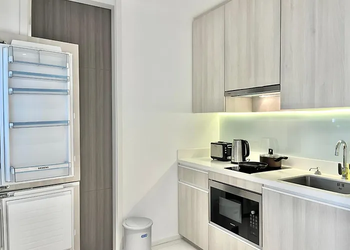 アパート Sukhumvit 11#luxury#pool#gym#bts Nana&mrt Sukhumvit#1br#max2ppl バンコク都